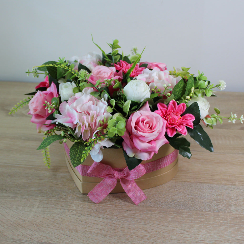 Květinový box ve tvaru srdce