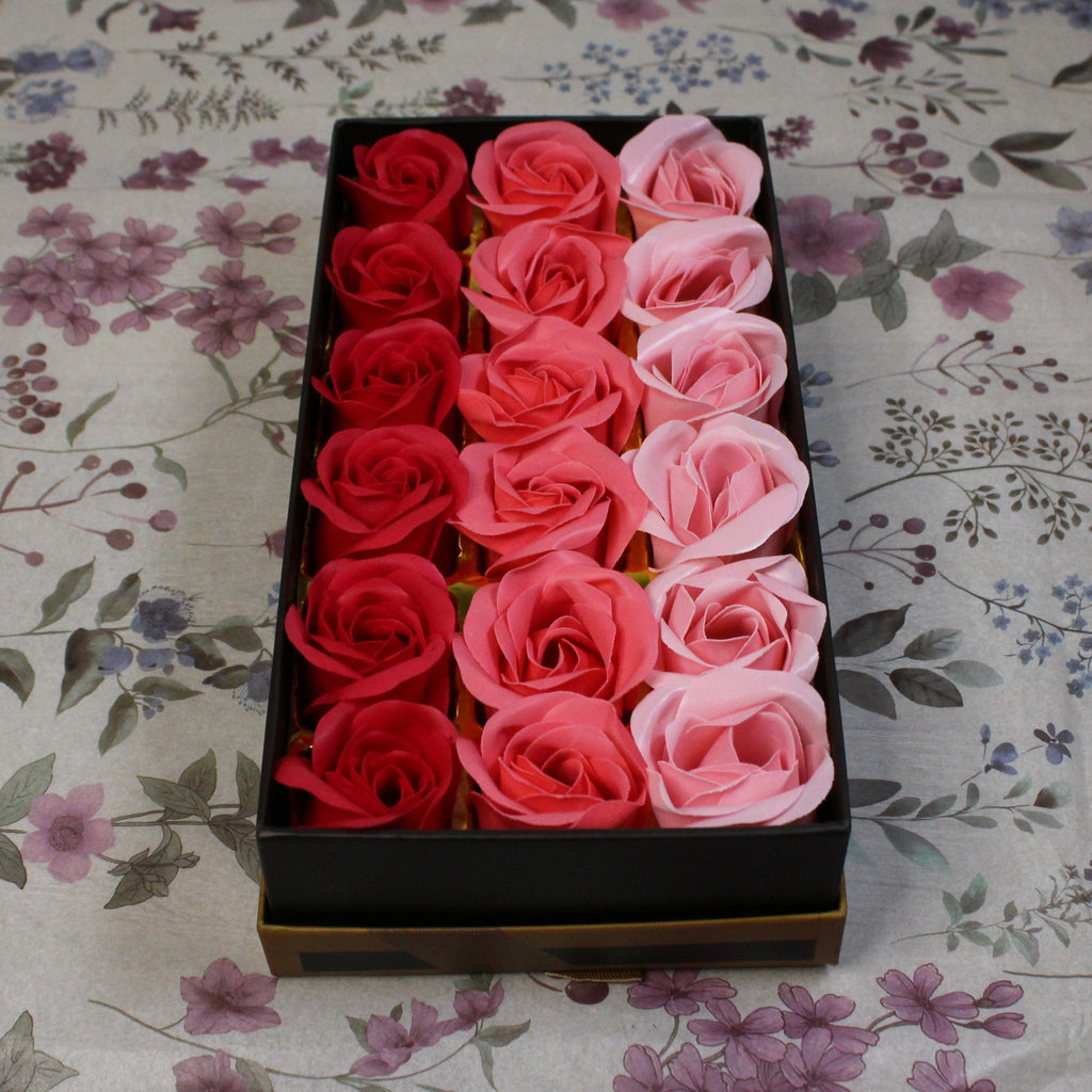 Mýdlové růže v dárkové krabici
