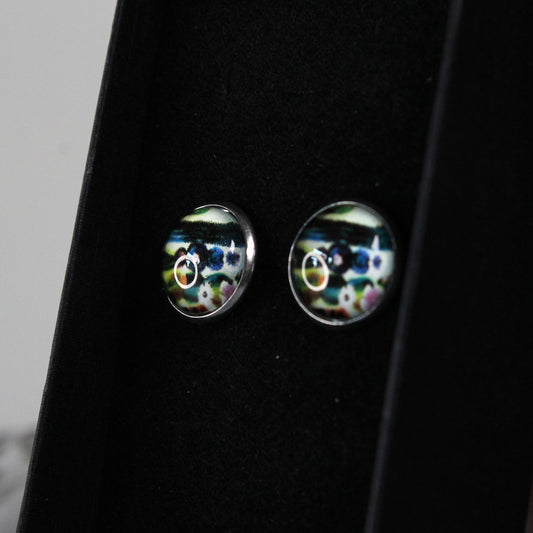 Knoflíkové naušnice s motivem květin