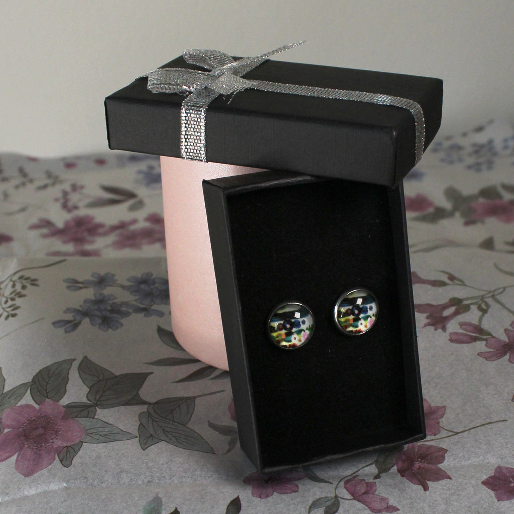 Knoflíkové naušnice s motivem květin