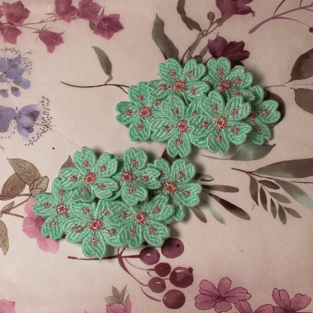 Vyšívaná spona do vlasů 2ks