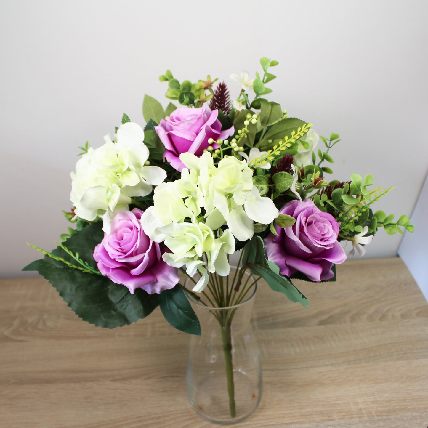 Kytice z umělých květin - Hortenzie, růže