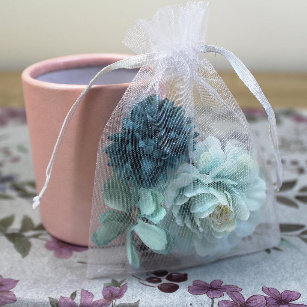 Květy do vlasů bílo-modrá