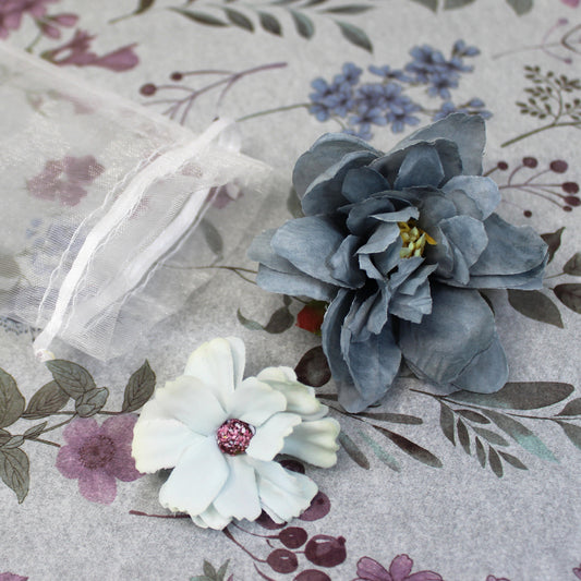 Květy do vlasů bílo-modrá