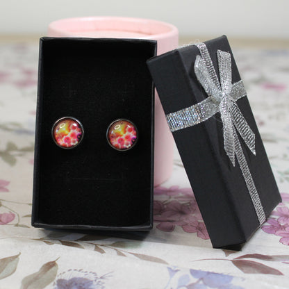 Knoflíkové náušnice s motivem květin