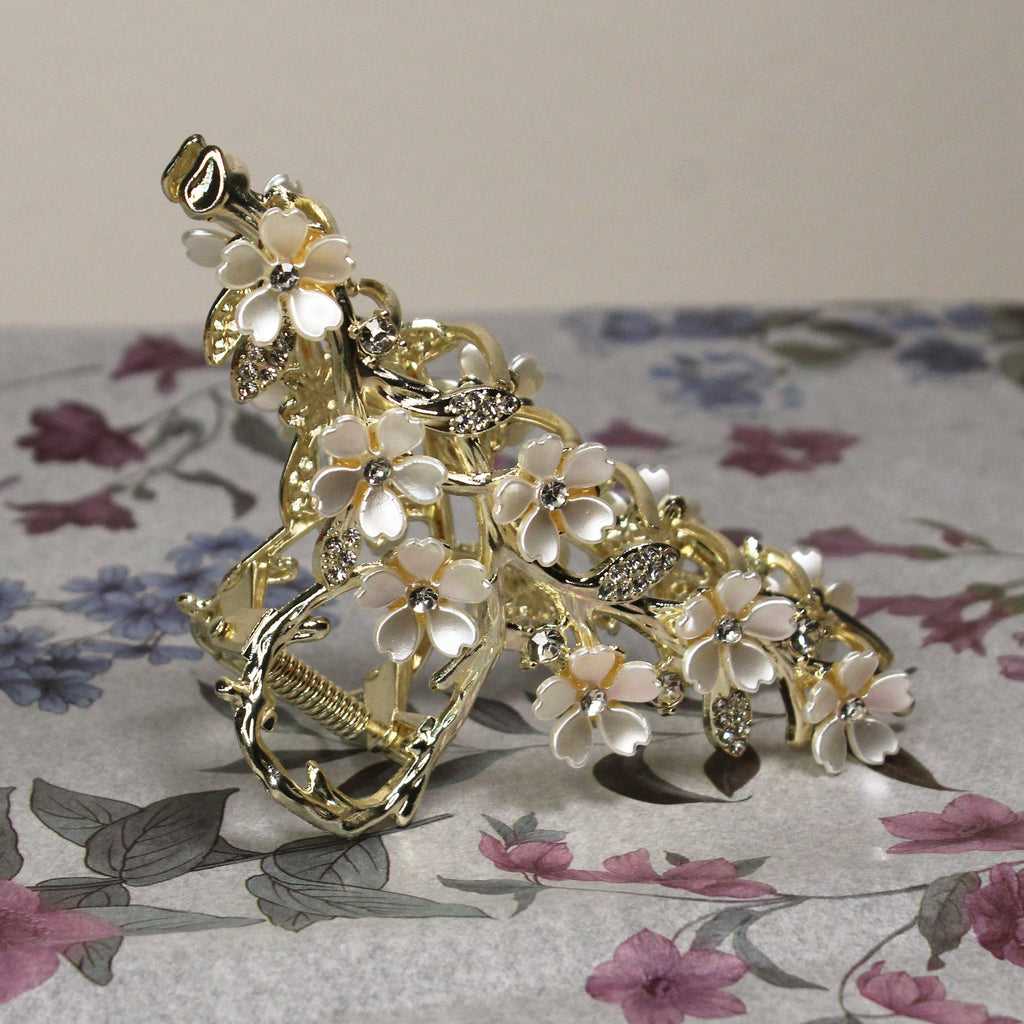 Květinový skřipec do vlasů