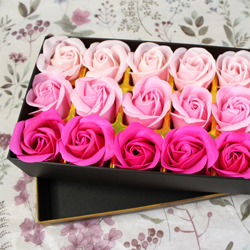 Mýdlové růže v dárkové krabici