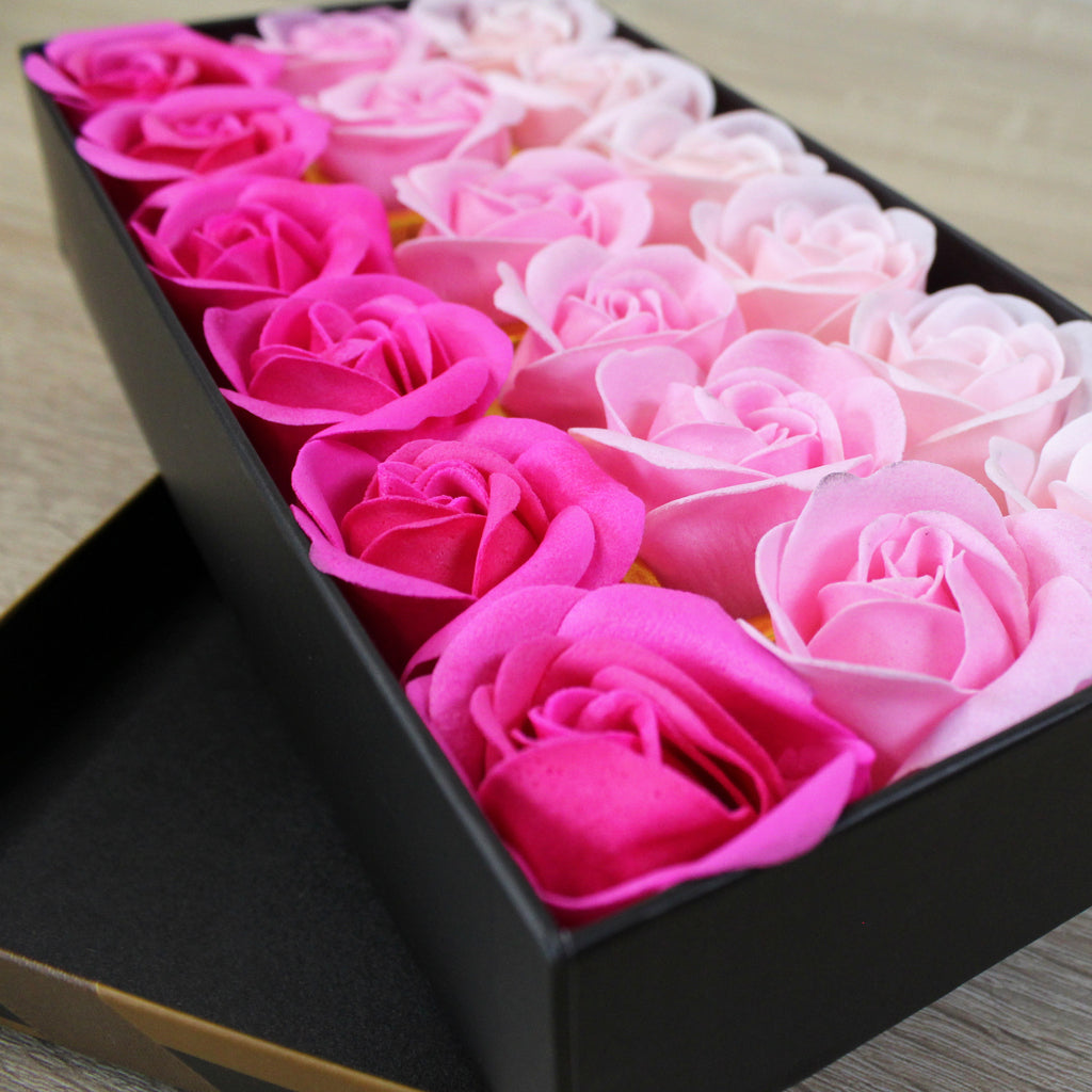 Mýdlové růže v dárkové krabici