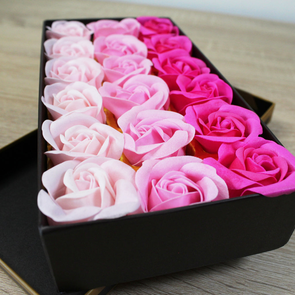 Mýdlové růže v dárkové krabici
