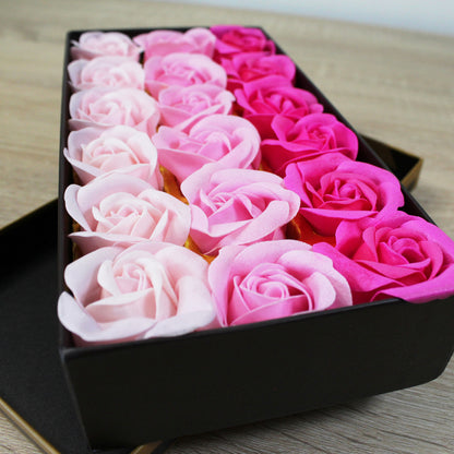 Mýdlové růže v dárkové krabici