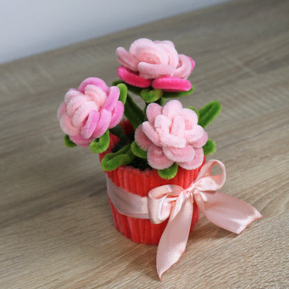 Trsová růže v květináči - malá