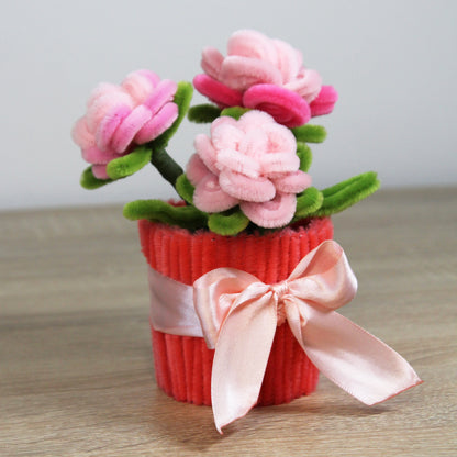 Trsová růže v květináči - malá