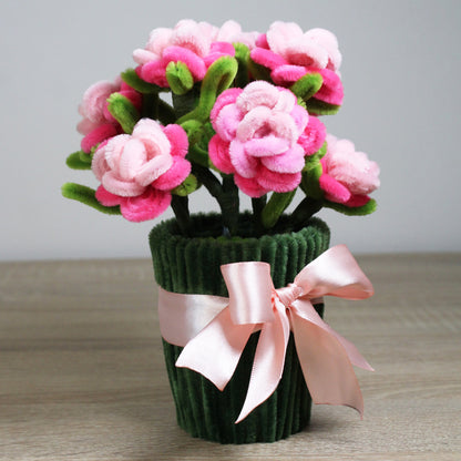 Trsová růže v květináči - velká