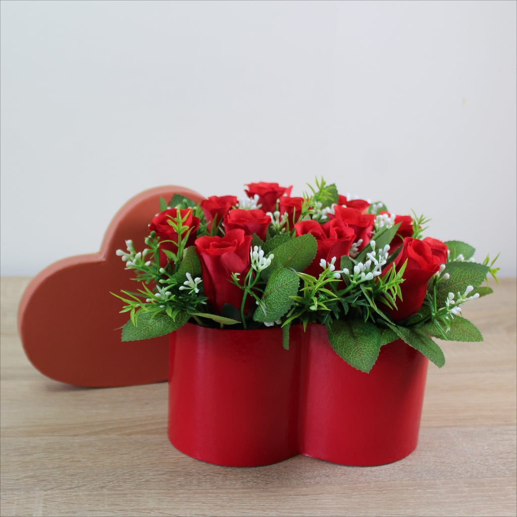 Květinový box ve tvaru srdce