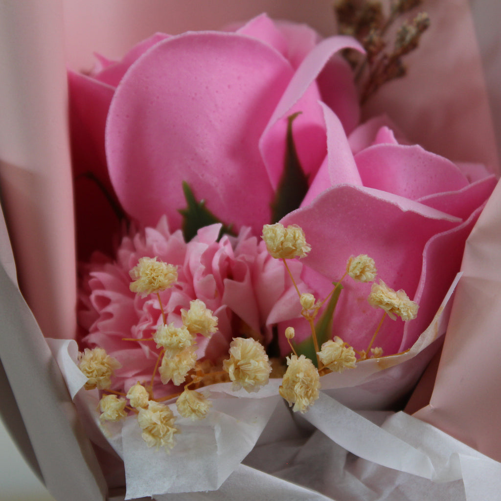 Mýdlová kytice v dárkové krabičce