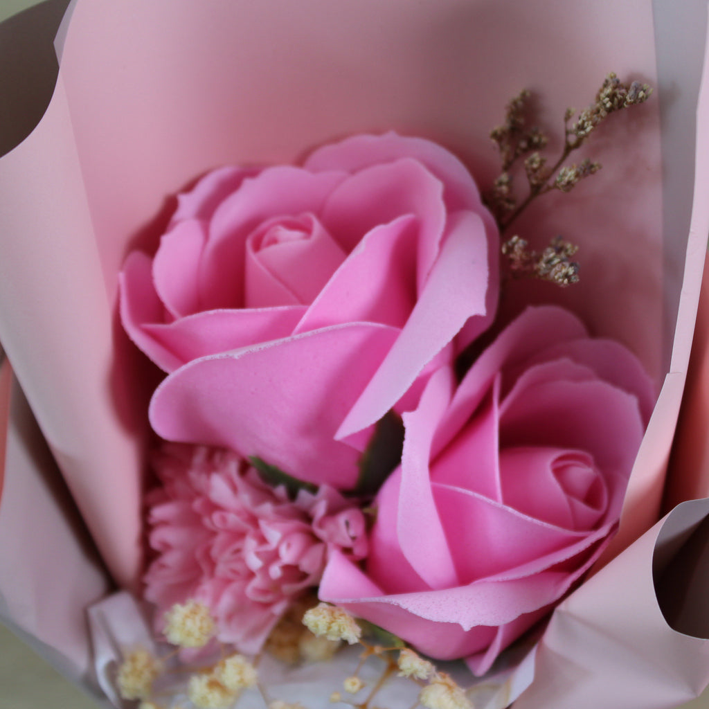 Mýdlová kytice v dárkové krabičce