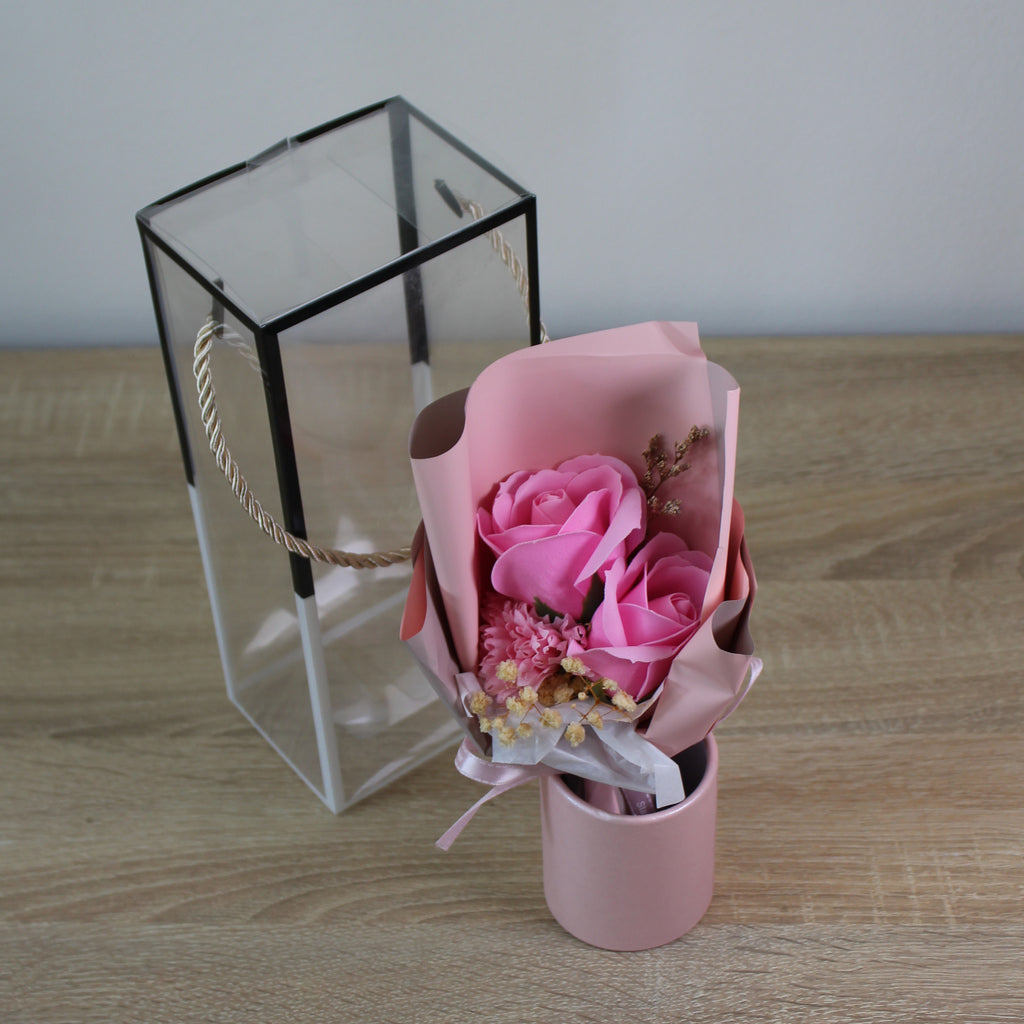 Mýdlová kytice v dárkové krabičce