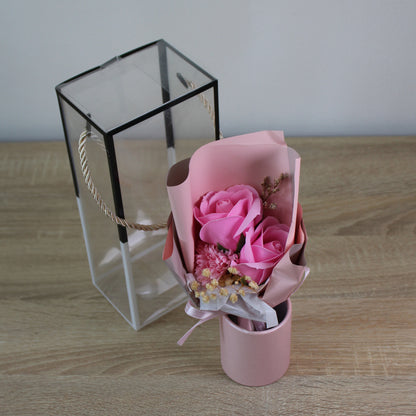 Mýdlová kytice v dárkové krabičce