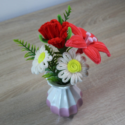 Ručně vyráběná kytice - Červená