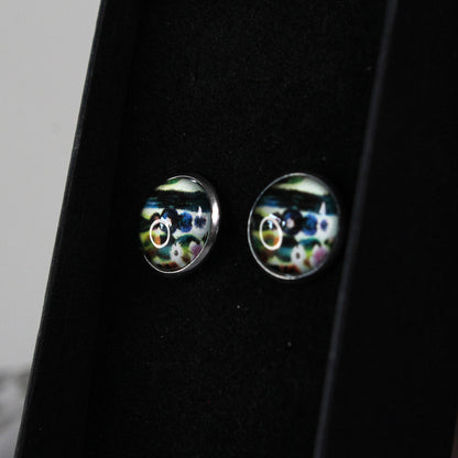 Knoflíkové naušnice s motivem květin