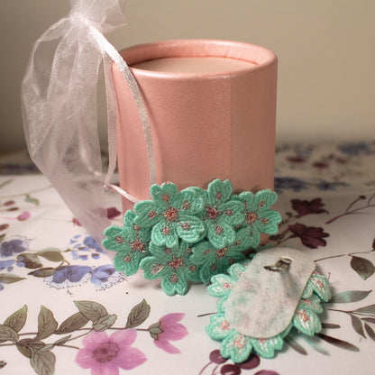 Vyšívaná spona do vlasů 2ks