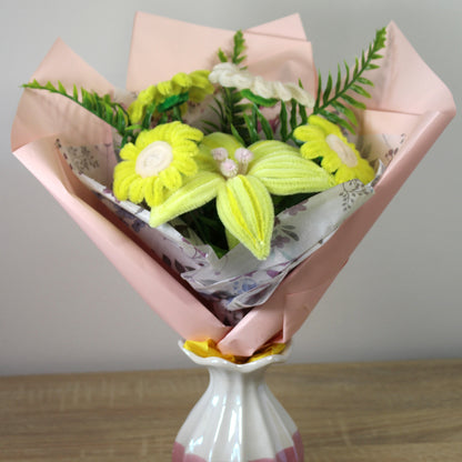 Ručně vyráběná kytice - žlutá
