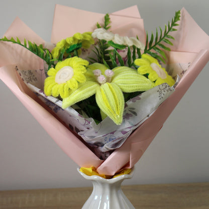 Ručně vyráběná kytice - žlutá
