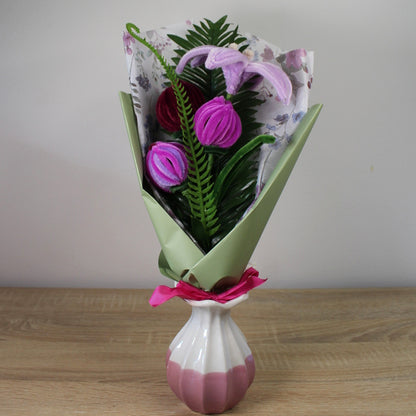 Ručně vyráběná kytice - Tulipány, Lilie