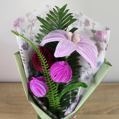 Ručně vyráběná kytice - Tulipány, Lilie