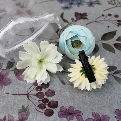 Květy do vlasů bílo-modrá