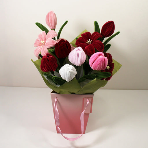 Lilie a tulipány v dárkové taštičce